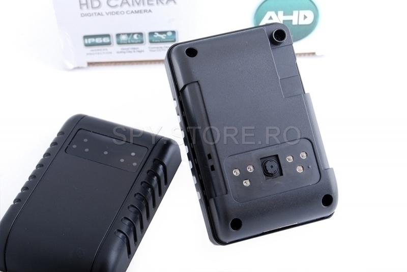 Camera IP camuflata in adaptor